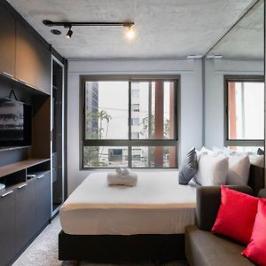 Estudio Deluxe con Cama Queen